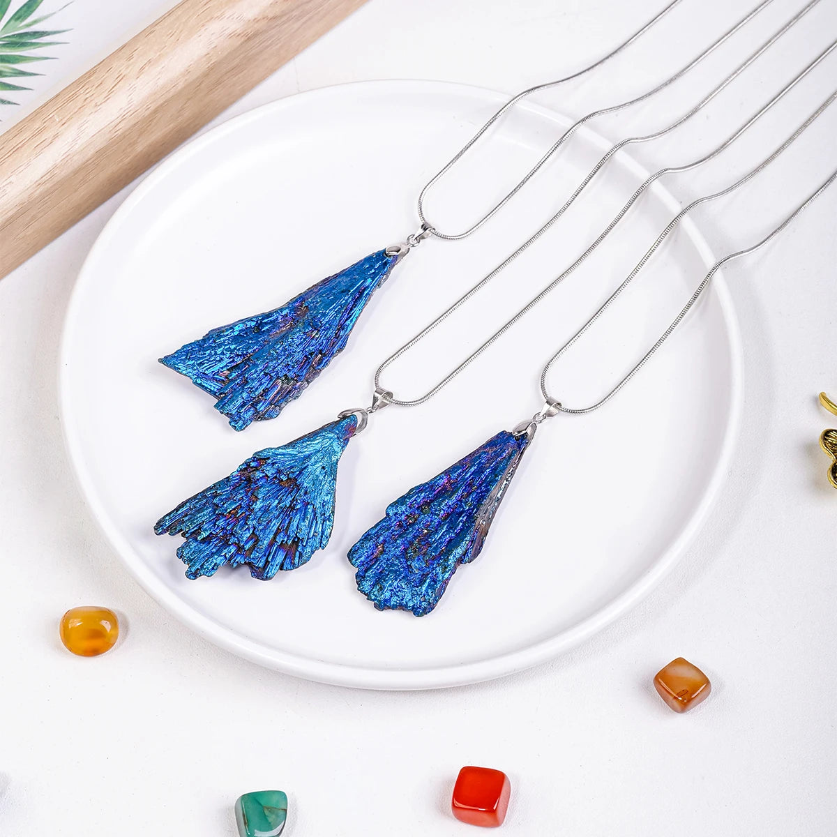 1PC Natural Stones Tourmaline Aura Blue Flame Irregular Feather Shape Healing Crystal Pendant Necklace for Women