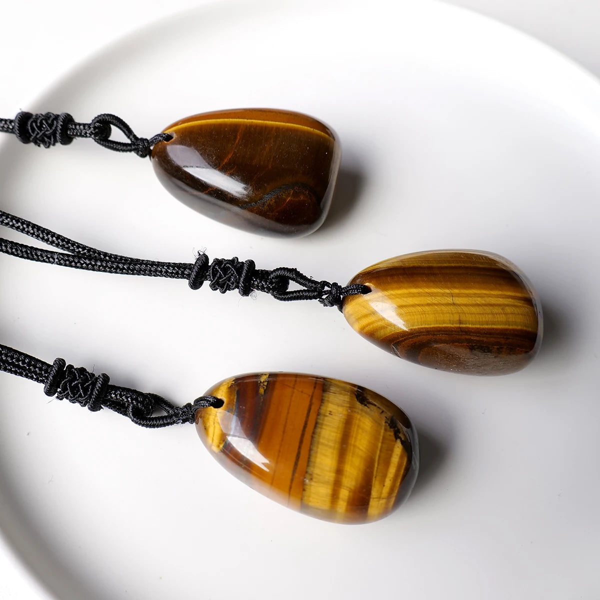 1PC Natural Stone Yellow Tiger eye Crystal Water Droplet Pendant Necklace Ornament Decorative Chakra Home Decoration