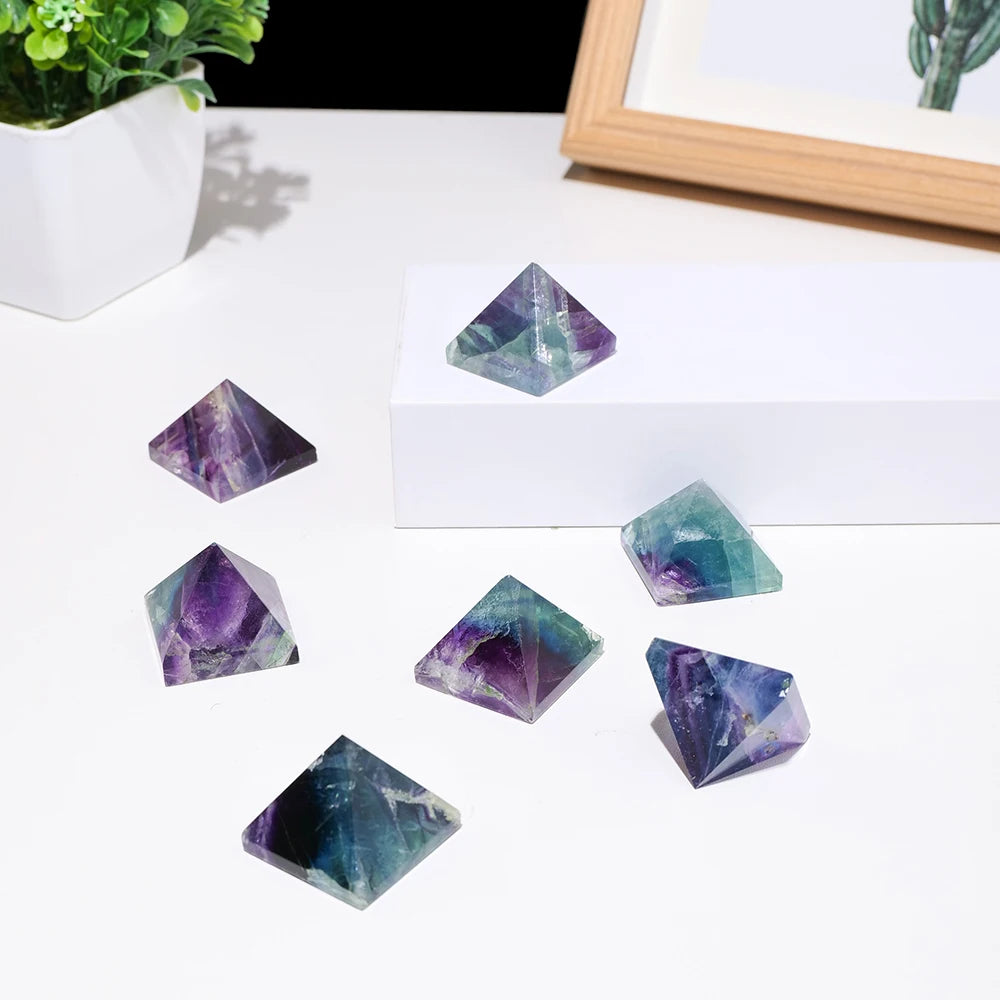 1pc Natural Rainbow Fluorite Pyramid Feather Fluorite Crystal Tower Transmission Energy Quartz Ornament Health Decoration