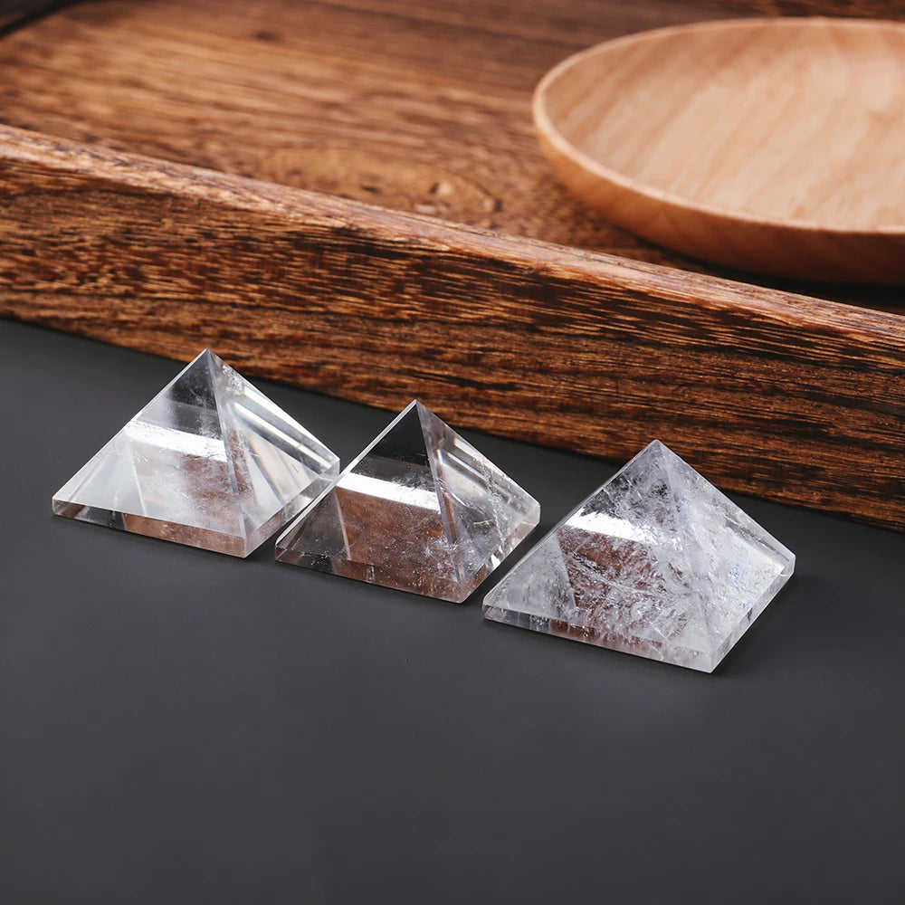 Natural Healing Clear Quartz Pyramid Energy Generator Chakra Reiki White Crystal Point Tower Egyptian Pyramid Carving Decoration