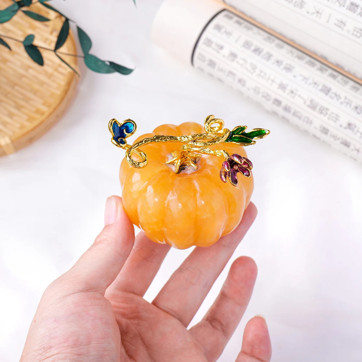 1PC Creative Natural Yellow Calcite Crystal Pumpkin Carving Heling Gem Halloween Home Decoration Ornaments