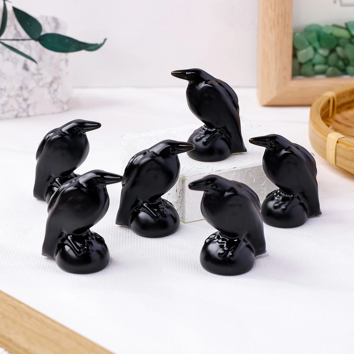 1PC Obsidian Crow Figurine Natural Gemstone Crystal Crafts Healing Energy Stone Halloween Home Decoration Holy Lucky Gift