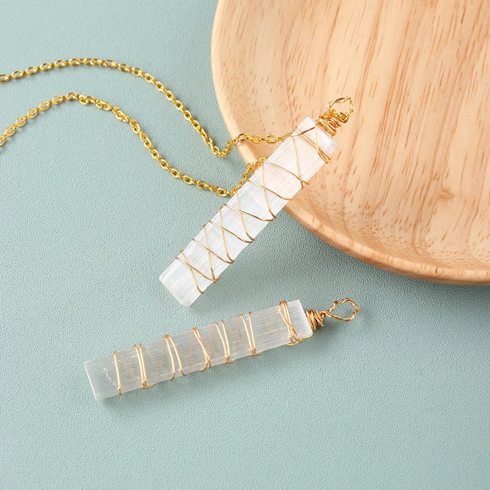 Handmade 1pc Natural Healing Raw Stone White Selenite Gold Chain Pendant Reiki Energy Crystal Necklace Men Women Jewelry Gift